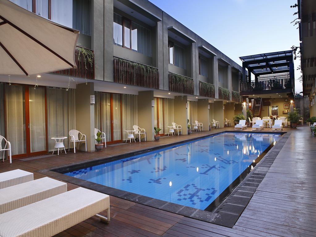 Devata Suites And Residence Legian Eksteriør billede