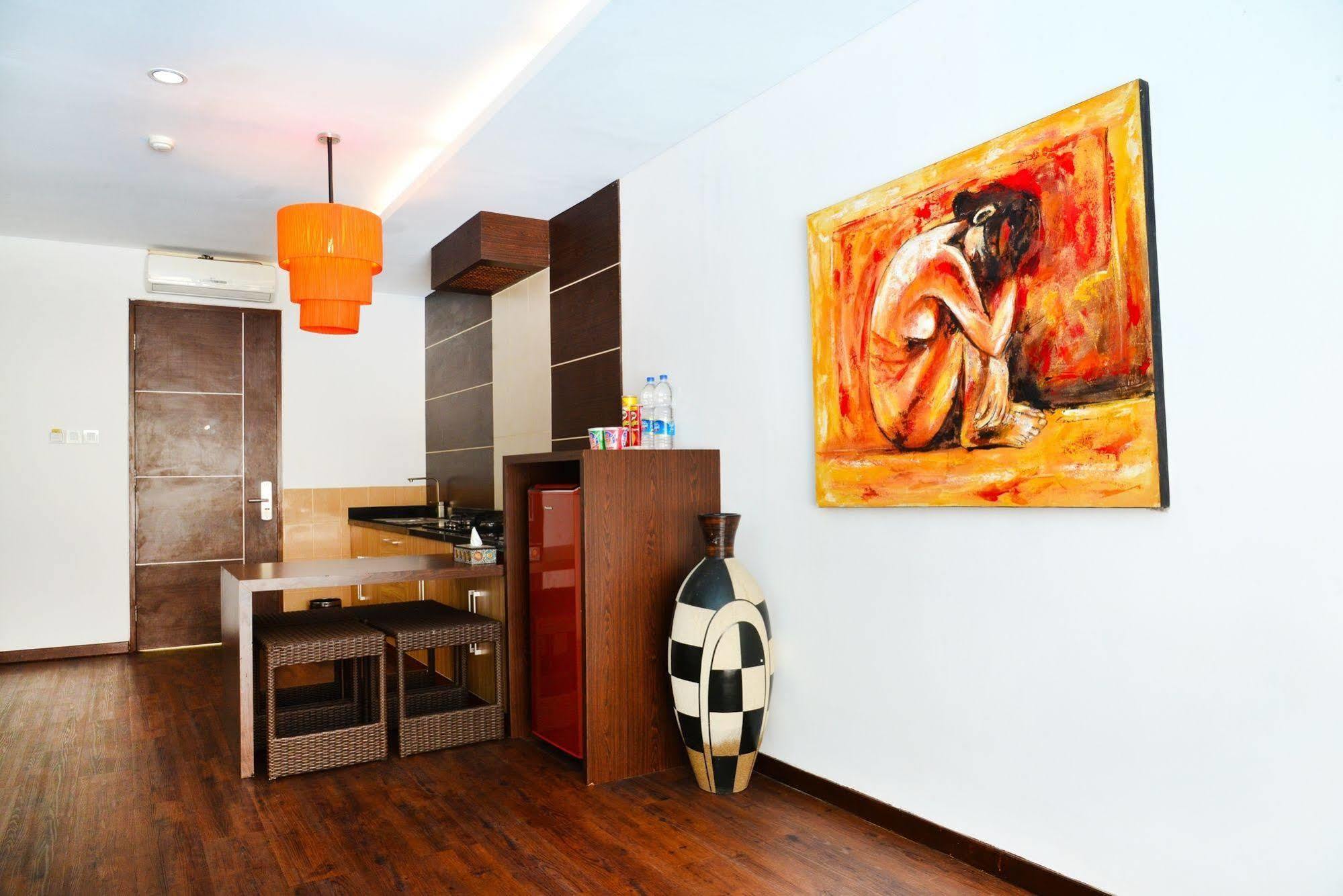 Devata Suites And Residence Legian Eksteriør billede