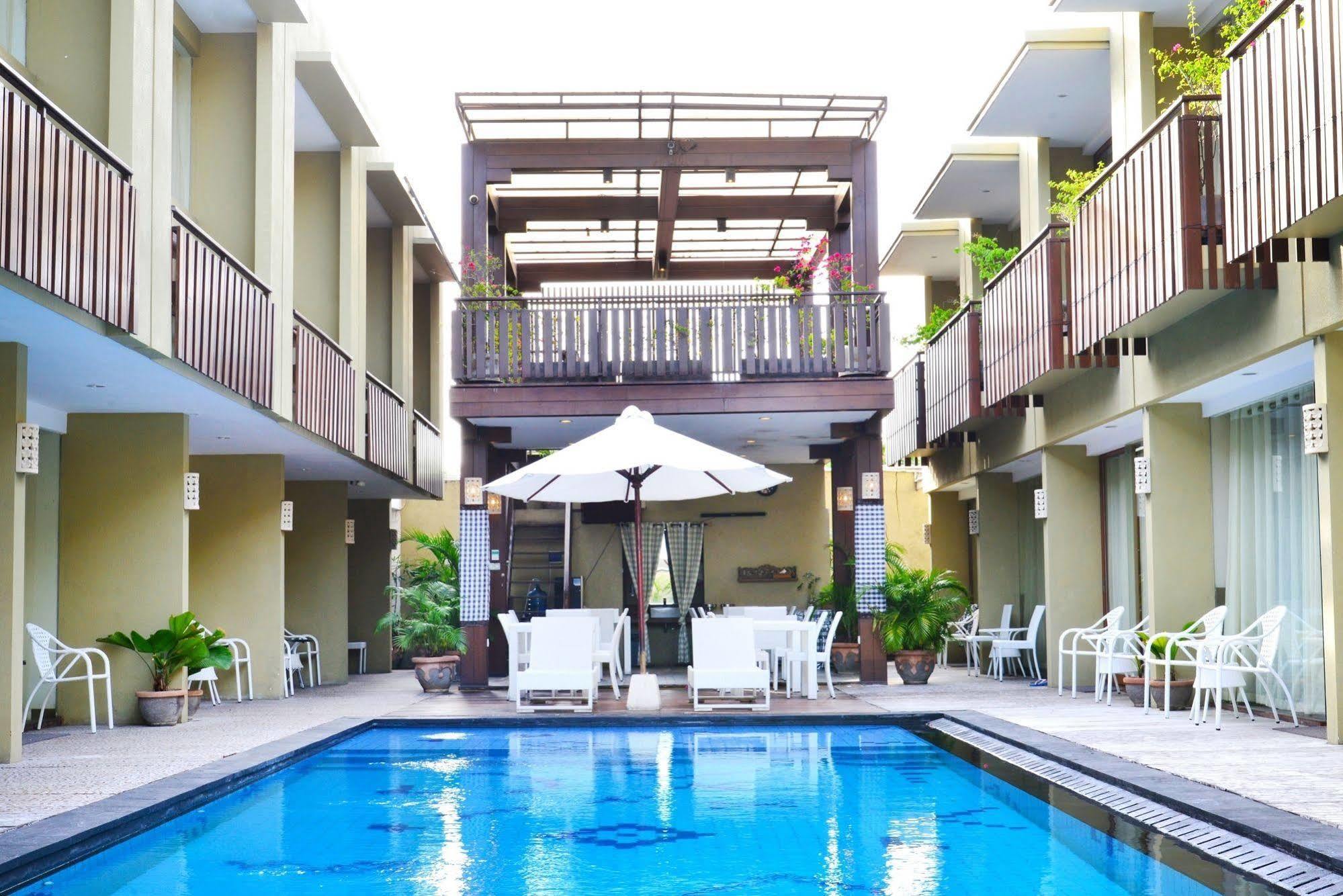 Devata Suites And Residence Legian Eksteriør billede